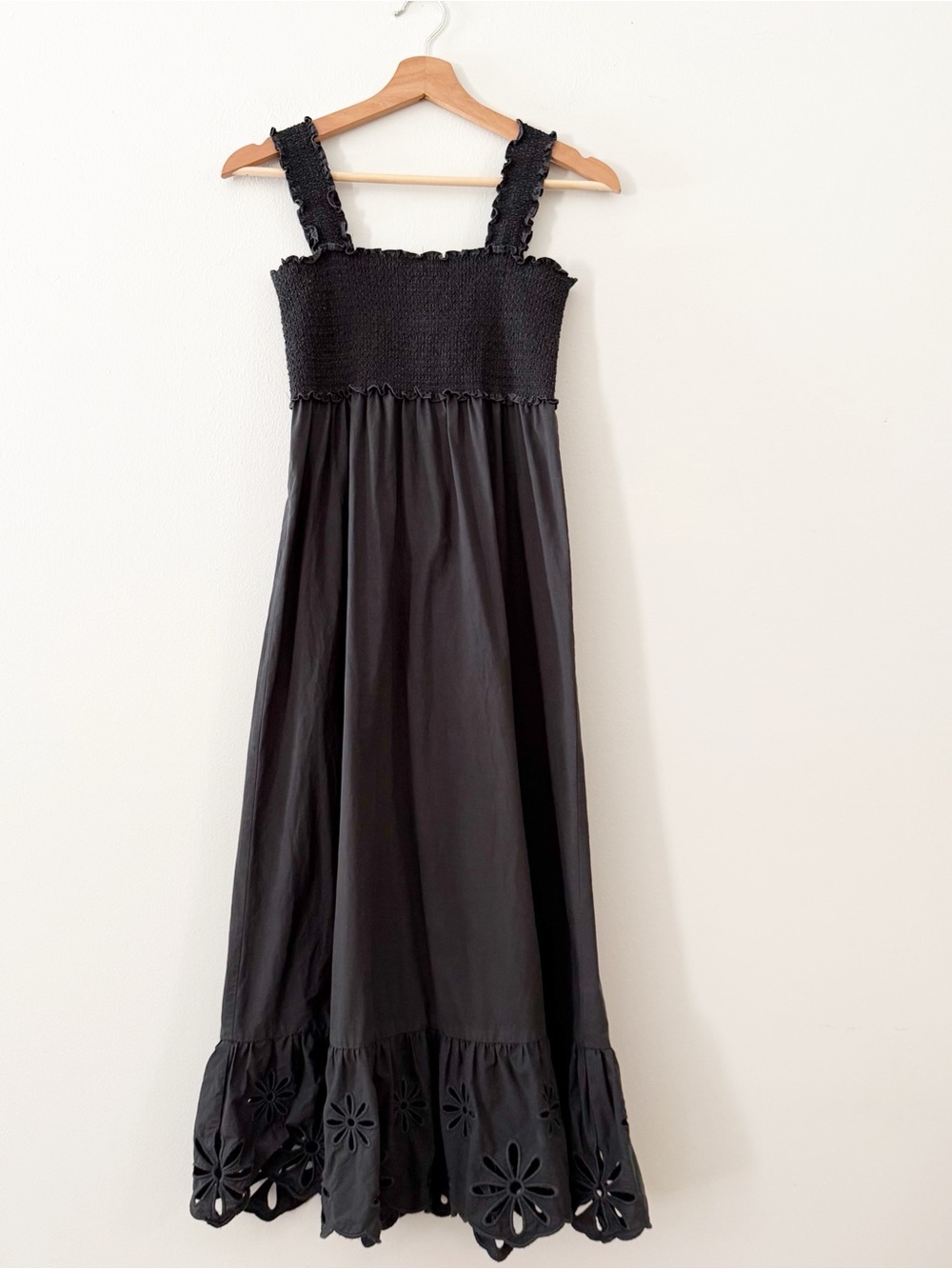 RAILS Black RUMI Floral Scalloped Eyelet Smocked Organic Cotton Poplin Midi  siz
